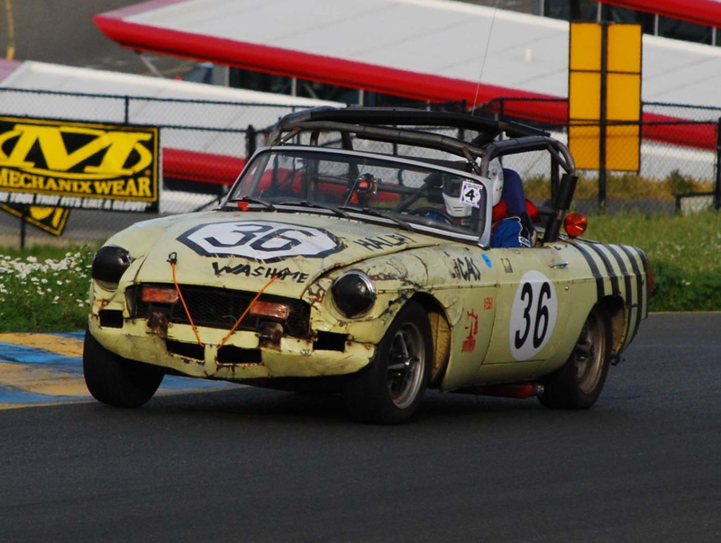 Illustration for article titled The Top 147 Lemons of the Sears Pointless 24 Hours of LeMons